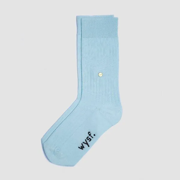 wysf. | what you stand for. wysf. | what you stand for. Socken, Rippenstrick mit Knopf, Bio-Baumwoll-Mix, Blau (hellblau), – Produktbild 4 von 4