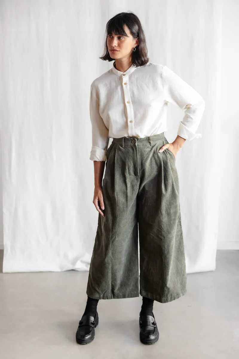 Jyoti - Fair Works Jyoti - Fair Works Damen vegan Culotte Awasi Pistazie Grün, Olivgrün, – Produktbild 1 von 2