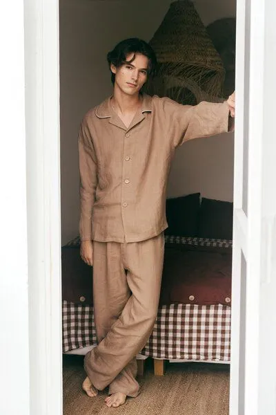 AmourLinen AmourLinen Klassisches leinen pyjama set HARRY, Rosenbraun, – Produktbild 1 von 4