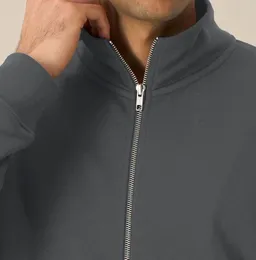 FAIRTICKEN BASICS FAIRTICKEN BASICS Unisex Stehkragen Zipper aus 85% Bio-Baumwolle und 15% recycelten Polyester – Produktbild 1 von 1
