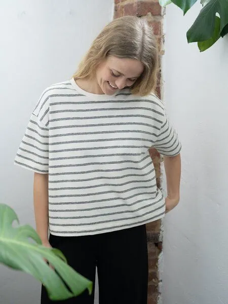 FUXBAU FUXBAU Gestreiftes Boxy Frauen T-Shirt Milos - cremeweiß salbei, Cremeweiss, – Produktbild 4 von 4