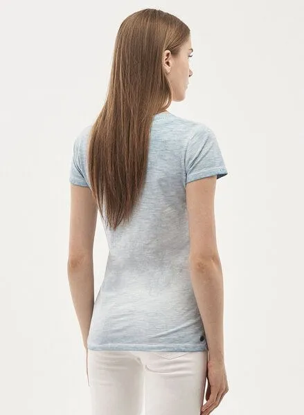ORGANICATION ORGANICATION Garment Dyed T-Shirt aus Bio-Baumwolle mit Schmetterling-Print, Milky blue, – Produktbild 2 von 4
