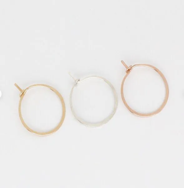 BELLYBIRD Jewellery BELLYBIRD Jewellery CREOLEN - Kreis, gehämmert, S/M/L, Rosé vergoldet, – Produktbild 4 von 4