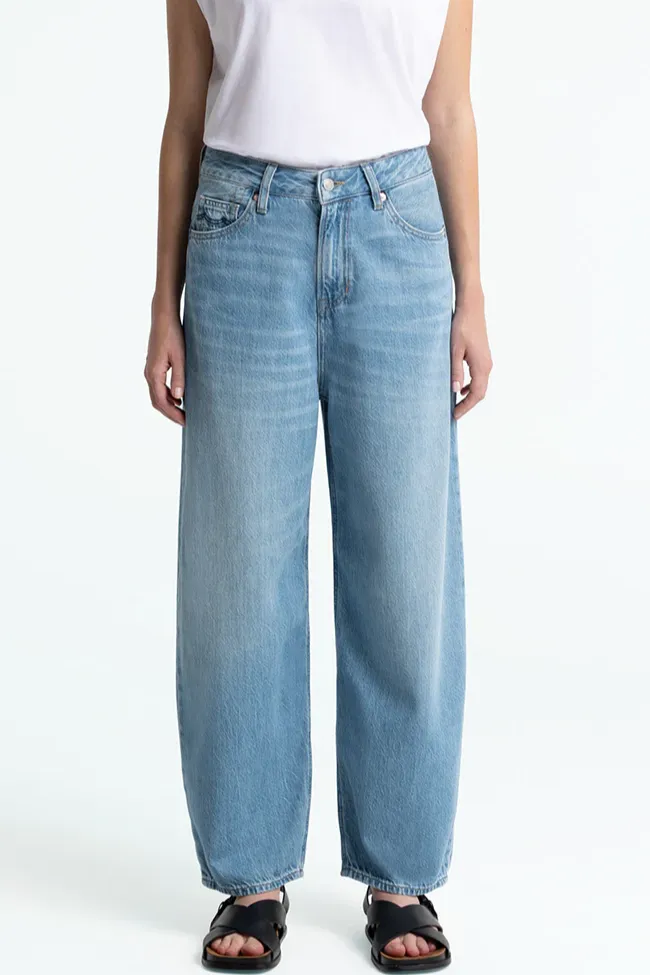 Kings Of Indigo Kings of Indigo Damen vegan Jeans Leila Super Hellblau, Hellblau, – Produktbild 2 von 2