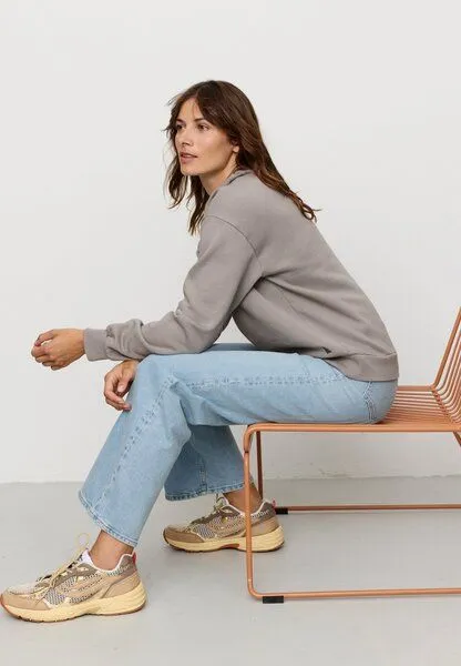 recolution Damen Sweatshirt aus Bio-Baumwolle - NERINE - recolution, Greige (grau), – Produktbild 1 von 4