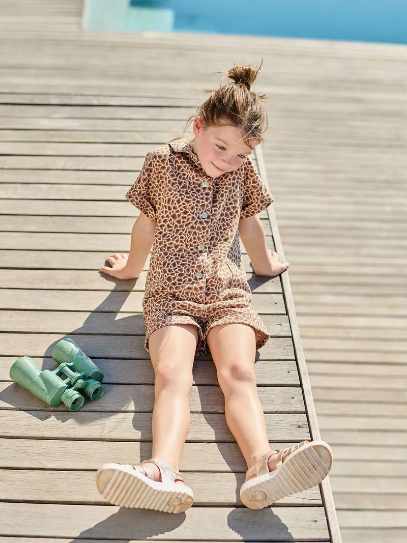 Vertbaudet Jumpsuit mit Hemdkragen und Giraffenmuster, Beige, – Produktbild 1 von 3