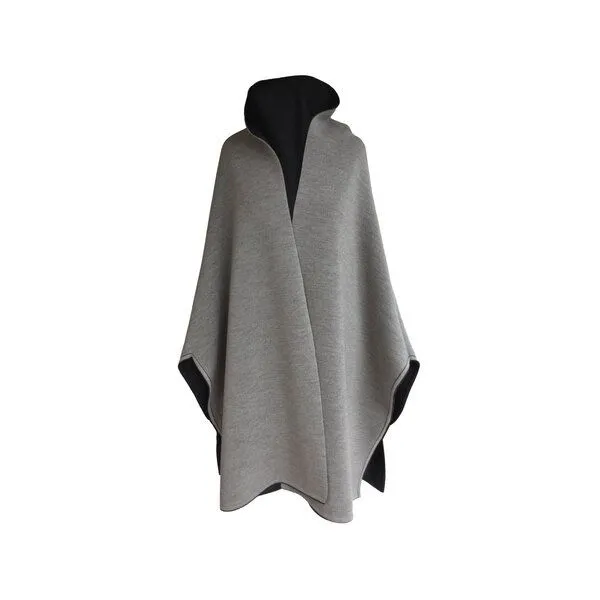austriandesign.at austriandesign.at MantelCape reversibel aus extrafeiner Merinowolle, Anthrazit/grau, – Produktbild 3 von 4
