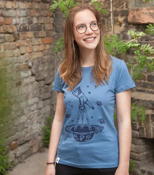 päfjes päfjes Teleskop mit Sternen - Frauen T-Shirt - aus Baumwolle Bio - Slub Blau – Produktbild 2 von 4