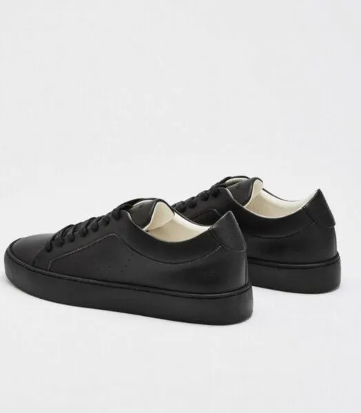 NINE TO FIVE NINE TO FIVE #clota - bequeme Pantolette aus recyceltem Canvas mit Naturlatex-Fussbett und Kork, Black micro, – Produktbild 1 von 4