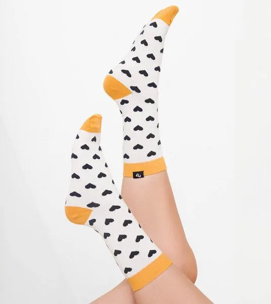 Natural Vibes Natural Vibes Bunte Socken Bio GOTS | Herren Damen Socken | Herzen – Produktbild 2 von 5