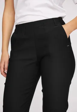 LAURIE LAURIE Damen vegan Hose Taylor Regular Capri Ml Schwarz – Produktbild 1 von 1