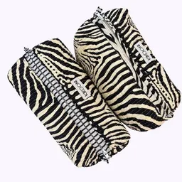 KIKOONI KIKOONI handgefertigte Kosmetiktasche "Electric Zebra" – Produktbild 1 von 1