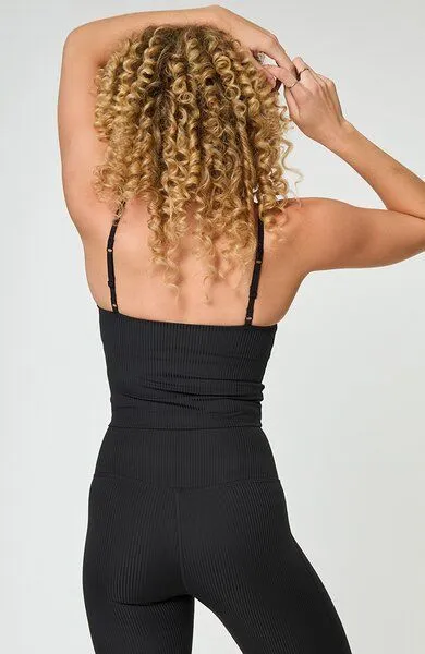 Girlfriend Collective Girlfriend Collective Damen Top gerippt Rib Cami aus recyceltem Plastik, Schwarz, – Produktbild 4 von 4