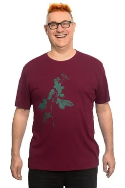 Hirschkind Hirschkind Bio- & Fair-Trade-Männershirt "Brombeere" weinrot – Produktbild 1 von 1