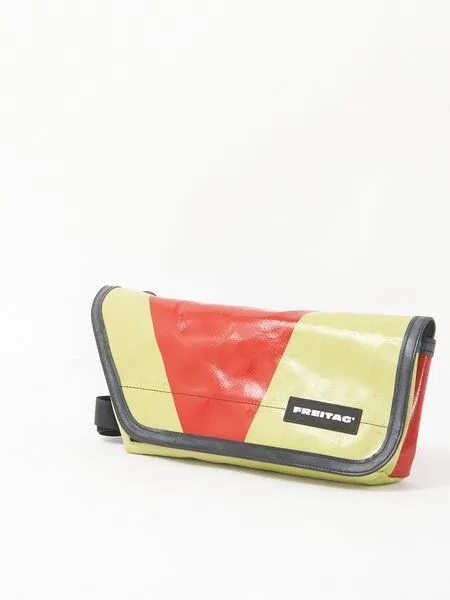 Freitag Freitag F141 BERYL - red yellow (000004312317) – Produktbild 2 von 3