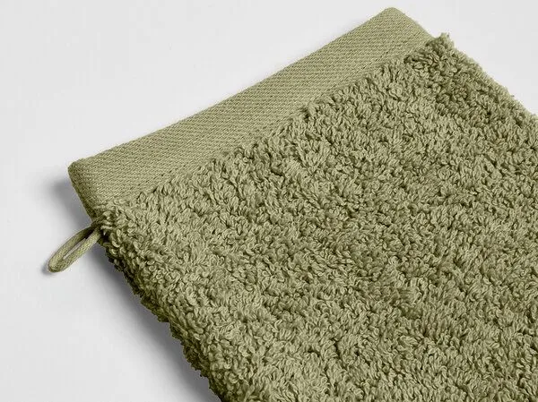 Yumeko Waschlappen Terry 15x22 - 4 Stk. Yumeko aus Bio-Baumwolle, Olive green, – Produktbild 4 von 4