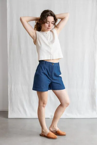 Jyoti - Fair Works Jyoti - Fair Works Bio-Baumwolldenim Shorts Kusuma, Denim, – Produktbild 3 von 4