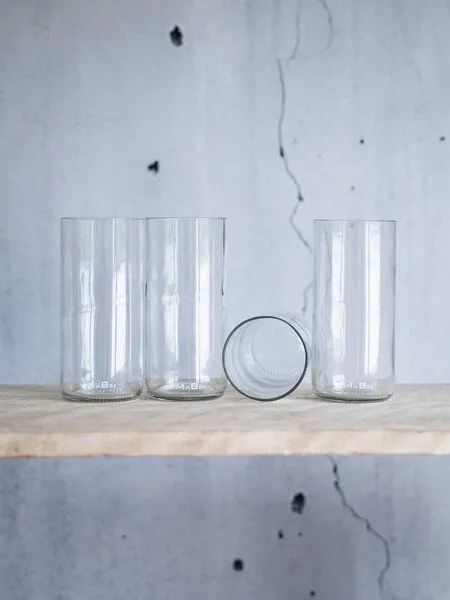MaBe MaBe Glas 400 ml - gefertigt aus der Weinflasche - Zukunftstrend UPCYCLING, Oliv, – Produktbild 3 von 4