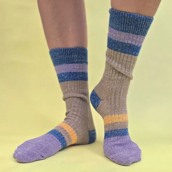 Fräulein Prusselise Fräulein Prusselise Wollfgang Woll Socke beige, lila-blau, grobstrick, colourblock – Produktbild 2 von 4