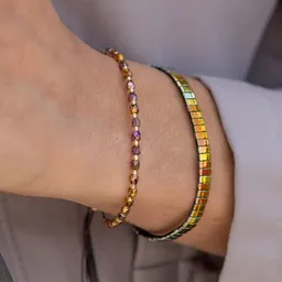 juni juni Armbandset "Golden City" mit schimmernden Perlen und Kristallen – Produktbild 1 von 1