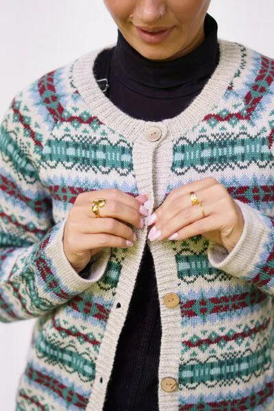 Haus of Namaste Haus of Namaste Fair-Isle-Cardigan aus 100 % Lammwolle – Produktbild 3 von 4
