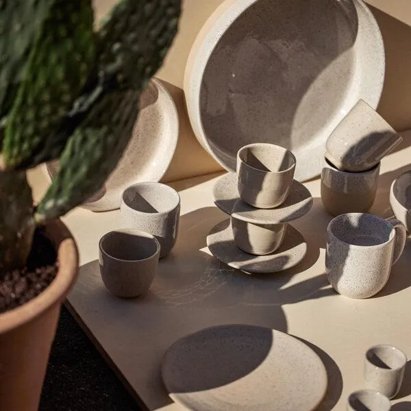 onomao onomao Kleiner Becher - Klassik, Sand, – Produktbild 3 von 4