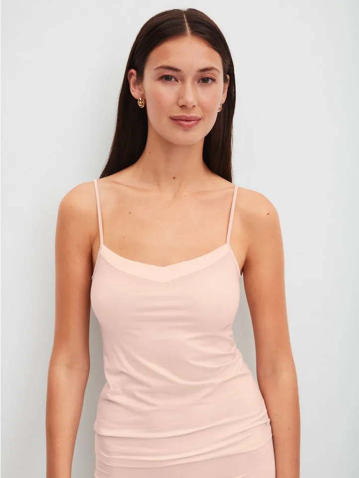 CALIDA CALIDA Spaghettitop Cate Satin-Einsatz, Single Jersey Qualität, elastisch, weich, feminin, Rosa, – Produktbild 1 von 5