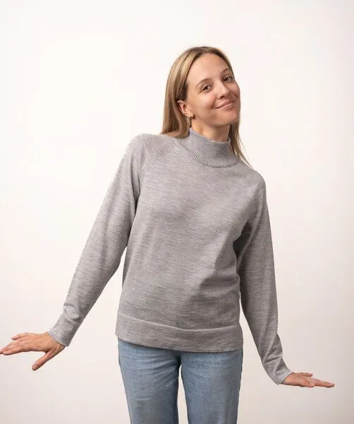 Kopyto Kopyto Damen Strick Pullover Stehkragenpullover aus 100% Merinowolle RWS-zertifiziert Eco, Hellgrau (grau), – Produktbild 1 von 5