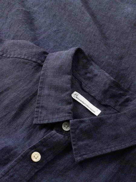 KnowledgeCotton Apparel KnowledgeCotton Apparel Hemd - Regular Linen Short Sleeve Shirt - aus 100% Leinen, Totale eclipse (blau), – Produktbild 4 von 4