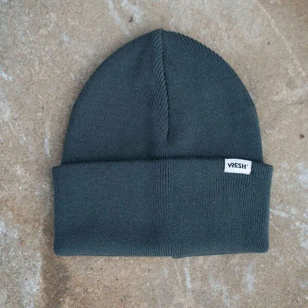 Vresh Clothing Vresh Clothing Veo - Classy Beanie aus Biobaumwolle, Tannengrün, – Produktbild 1 von 2
