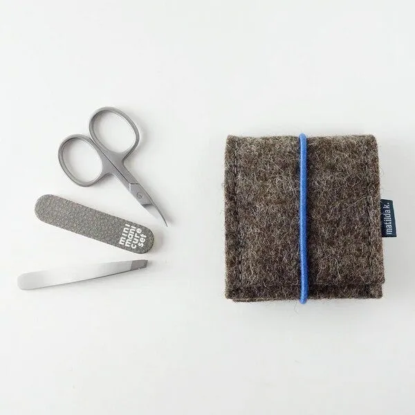 matilda k. manufaktur matilda k. manufaktur mini-maniküre-set 'ella' aus Wollfilz mit Rundgummi-Verschluß in vielen Farben, Braun, – Produktbild 6 von 8