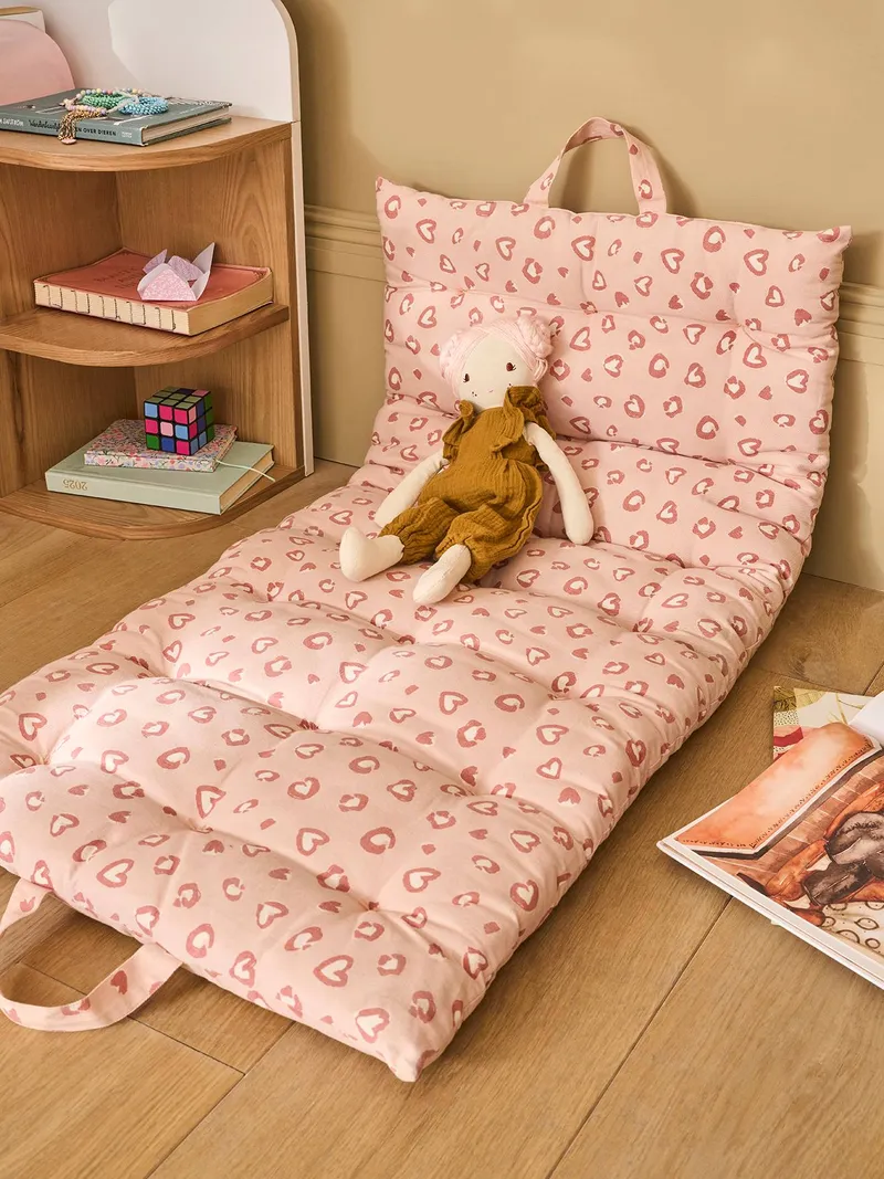 Vertbaudet Kinderzimmer Bodenmatratze mit Leoprint, Rosa bedruckt/lovely leo, – Produktbild 1 von 4