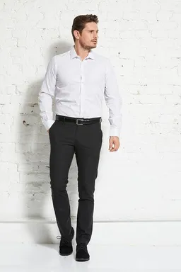 Wunderwerk Wunderwerk Herrenhemd aus Bio-Baumwolle "Metro shirt slim stripe male" – Produktbild 1 von 1