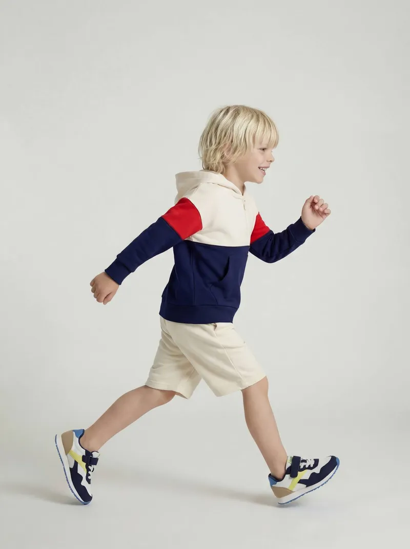 Vertbaudet Sport-Shorts Jungen mit Print am Bein, Wollweiß, – Produktbild 2 von 4
