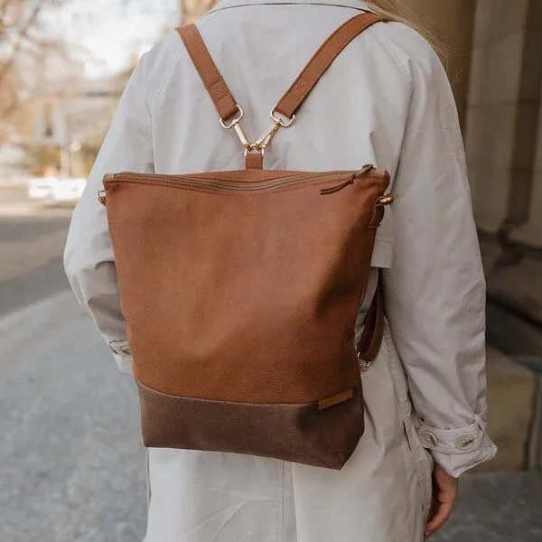 BOWLEANIES TASCHEN BOWLEANIES TASCHEN 2-in-1 Rucksacktasche aus Lederfaserstoff, Braun & dunkelbraun, – Produktbild 1 von 4
