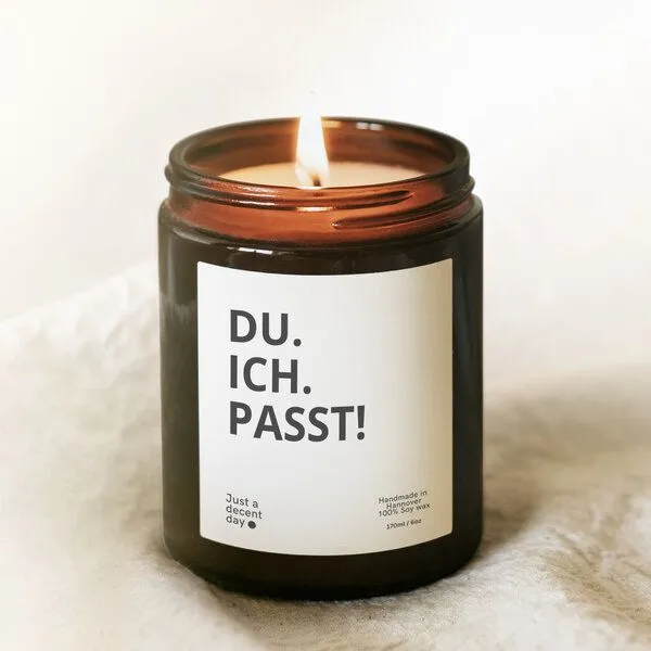 Just a decent day Just a decent day Duftkerzen Geschenk - Du Ich Passt - Handmade aus Sojawachs – Produktbild 3 von 3