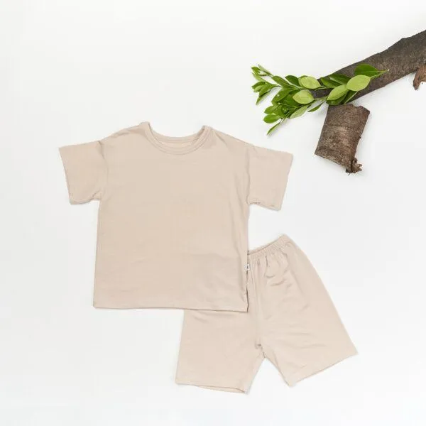 tetoi-vienna tetoi-vienna TENCEL kurzarm T-Shirt und kurze Hose Kinder Set "Waldbad", Beige, – Produktbild 1 von 4