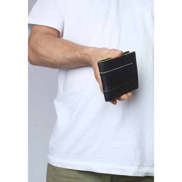 Vargu Vargu Echtleder Geldbörse KON 1-L, Black - lime green, – Produktbild 3 von 4