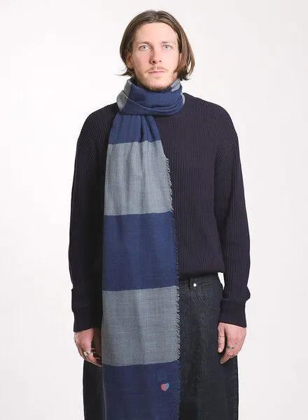 Djian Djian Schal aus Merino-Wolle – COLORS – mulesingfrei, Blau, – Produktbild 1 von 3