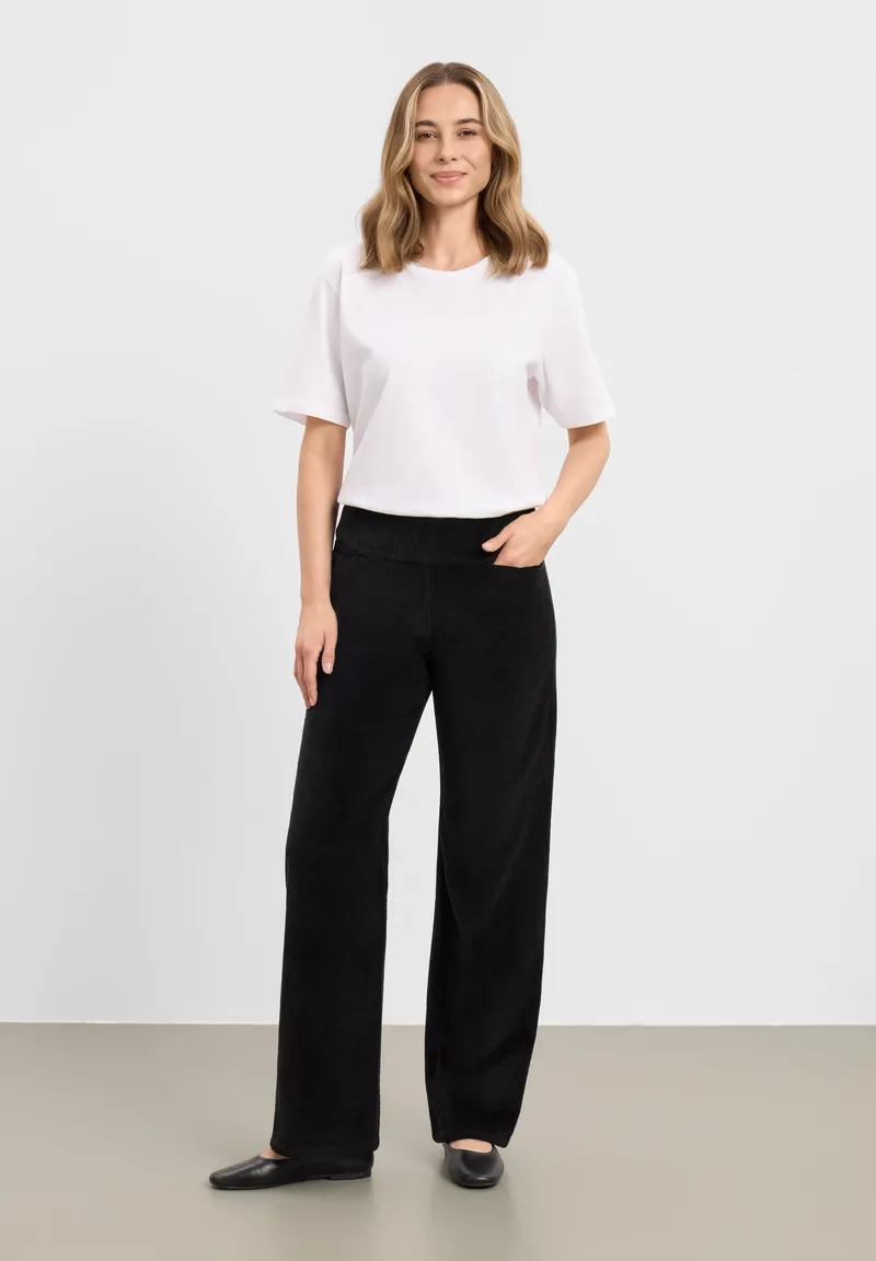 LAURIE LAURIE Damen vegan Hose Thea Straight Aus Cord Mittellang Schwarz, Schwarz, – Produktbild 1 von 2