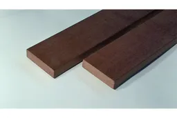 woodstore24 Massaranduba Dielen, KD, beidseitig glatt mit Längskanten gerundet, 25 x 100 mm, 2,44 m lang – Produktbild 1 von 1