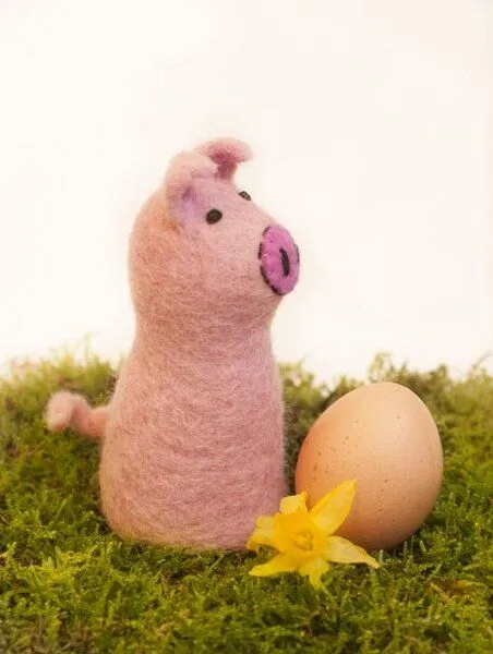 short'n'pietz short'n'pietz Schwein als Filz-Eierwärmer – Produktbild 3 von 3