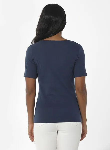 ORGANICATION ORGANICATION Geripptes T-Shirt aus Bio-Baumwolle mit V-Ausschnitt, Blau(navy), – Produktbild 4 von 4