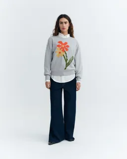 thinking mu Thinking MU Damen vegan Sweatshirt Poppy Jodie Bestickt Grau – Produktbild 1 von 1
