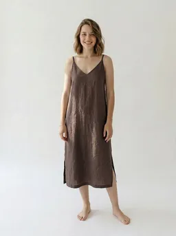 gust. gust. Leinenkleid mit V-Ausschnitt - Linen dress with V-neckline - 100% Bio-Leinen – Produktbild 1 von 1