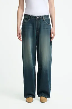 Kings Of Indigo Kings of Indigo Damen vegan Jeans Chuai Esbelda Od Brown – Produktbild 1 von 1