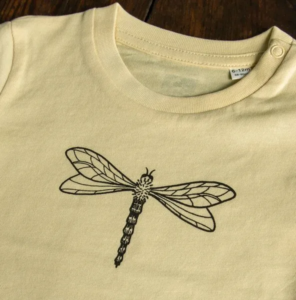 Cmig Cmig Baby T-shirt Libelle, Butter yellow, – Produktbild 2 von 2