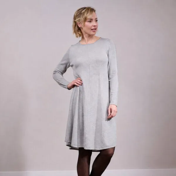 Kokon Zwo Kokon Zwo Strickkleid 100% Merinowolle (ÖKO TEX), Silbergraumelange, – Produktbild 1 von 2