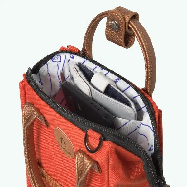 Cabaïa Cabaïa Umhängetasche Nano mit Vordertasche, Bogota (rot), – Produktbild 2 von 2