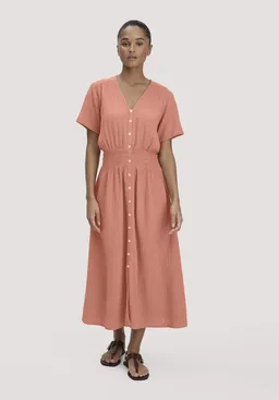 hessnatur hessnatur Musselin Kleid mit Taillierung Midi aus reiner Bio-Baumwolle – Produktbild 1 von 1